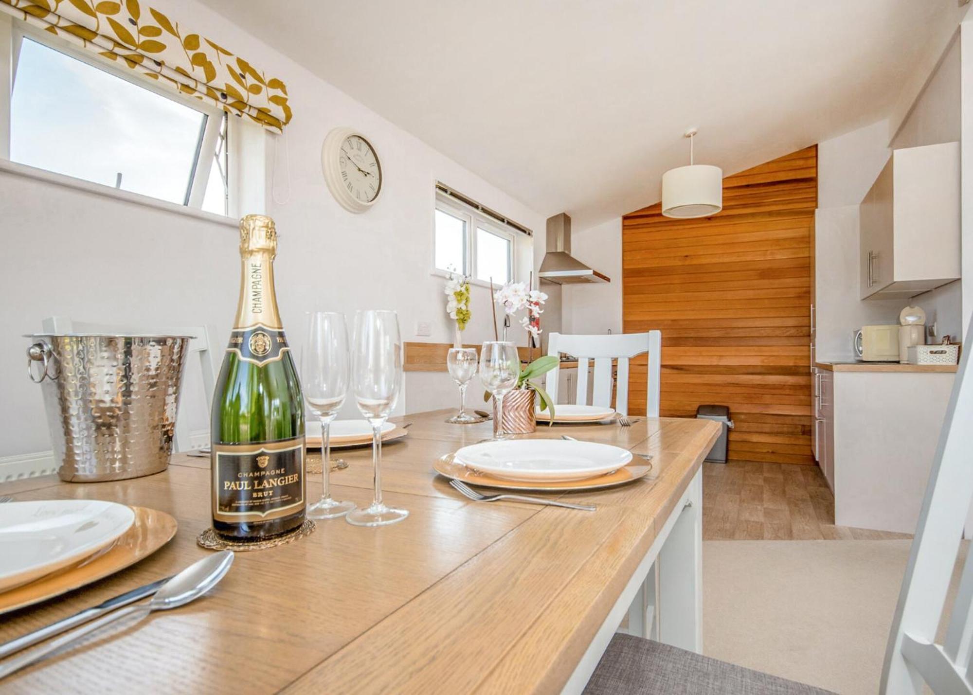 Hawthorn Glen Lodges Downham Market Chambre photo